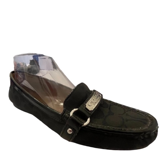 Coach Felicia women’s black flat signature jacquard loafers with silver ID logo. - Picture 3 of 9